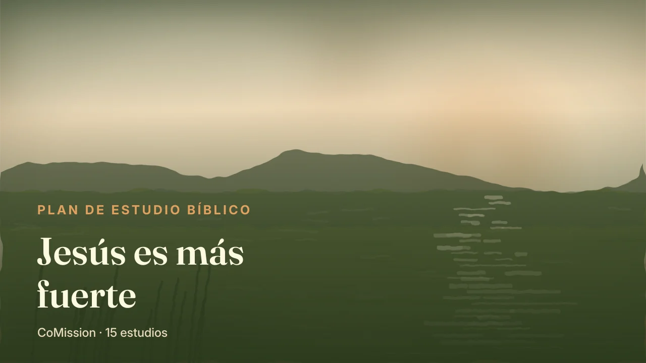 Jesús es más fuerte — el agua completamente quieta al amanecer, la mañana después de que a la tormenta le dijeron que parara